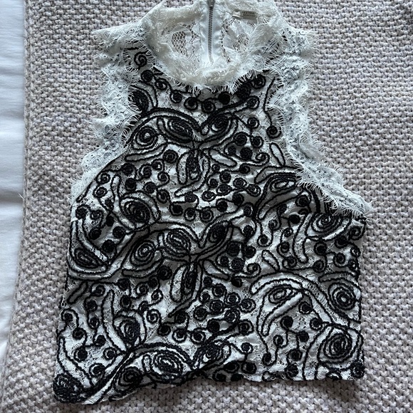 Lacy Zara top - Picture 1 of 2